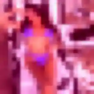 Rejoins Efua, 34 ans à Corbie gratuitement
