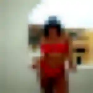 Sexy Jeanine, 28 ans à Cormoranche-sur-Saône - découvrir son profil