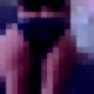 Faustine, 25 ans, connectée à Corseul pour un plan cul