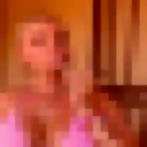 Photo privée de Xénia, 28 ans à Couze-et-Saint-Front - rencontre coquine