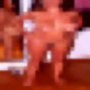 Sexy Léonie, 27 ans à Crach - découvrir son profil