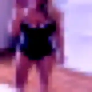 Adélaïde, 23 ans, disponible à Crouttes-sur-Marne pour un plan cul