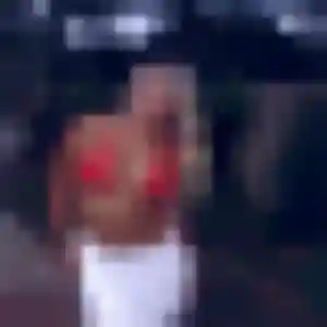 Contacte Abena, 37 ans à Cusset en privé