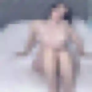 Thalia, 28 ans, connectée à Damgan pour une rencontre coquine