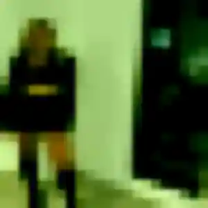Salomé, fille de 41 ans propose plan cul à Dampierre-en-Yvelines