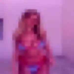 Pauline, fille de 38 ans veut plan cul à Dechy