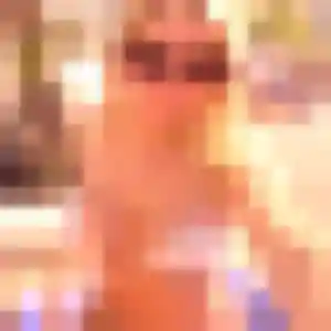 Sarah, 45 ans, en ligne à Dinard pour une rencontre coquine