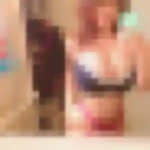 Photo privée de Patricia, 28 ans à Donzy - rencontre sans lendemain