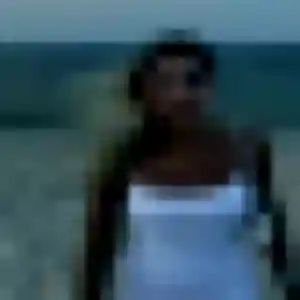 Efua, 26 ans, en ligne à Dourdain pour une rencontre coquine
