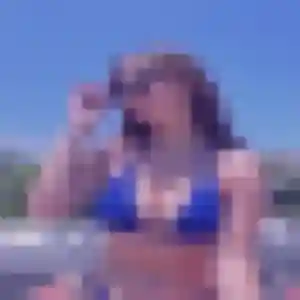 Mélissa, 22 ans, connectée à Drancy pour une rencontre coquine