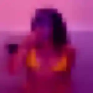 Coralie, fille de 25 ans cherche plan cul à Échenoz-la-Méline