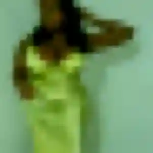 Photo de Stella à Ernolsheim-Bruche (24 ans) - plan cul discret