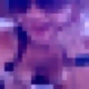 Contacte Éléonore, 28 ans à Escoville en privé