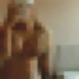 Daphné, femme de 33 ans propose plan cul à Estibeaux