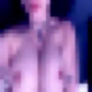 Rencontre Ronke, 24 ans à Féy gratuitement