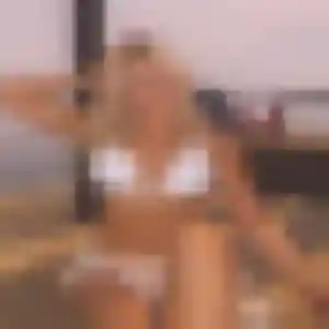 Fama (38 ans) à Fontaine-la-Guyon attend une rencontre ce soir