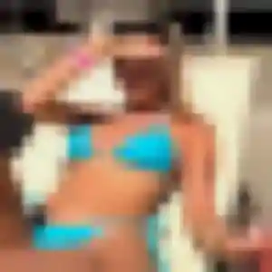 Photo sexy de Téning, 24 ans à Fontaine-le-Dun - rencontre sans lendemain
