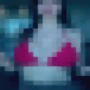 Xénia, 23 ans, en ligne à Fos-sur-Mer pour une rencontre coquine