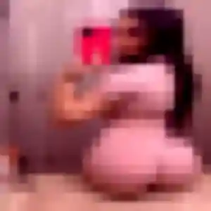 Photo de Oumou Kalsoum à Garches (25 ans) - plan cul gratuit