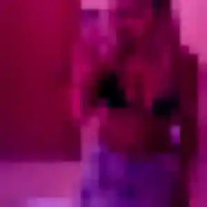 Rejoins Adélaïde, 23 ans à Géovreisset en privé