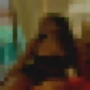 Constance, femme de 23 ans veut plan cul à Graveson