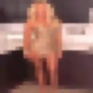 Rencontre Henriette, 24 ans à Grenay en privé