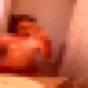 Gladys, 22 ans, en ligne à Gréoux-les-Bains pour une rencontre coquine