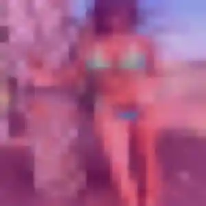 Belle Félicité, 45 ans à Gressy - la contacter