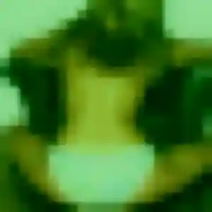 Contacte Adjoua, 31 ans à Guiclan en privé