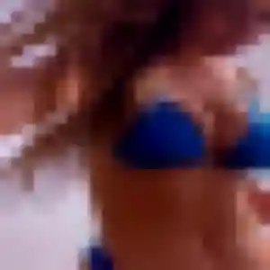 Lina de Gunstett, 23 ans - plan cul discret