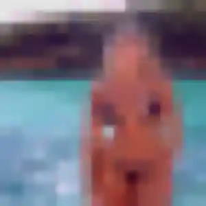Contacte Adunni, 24 ans à Gurgy gratuitement