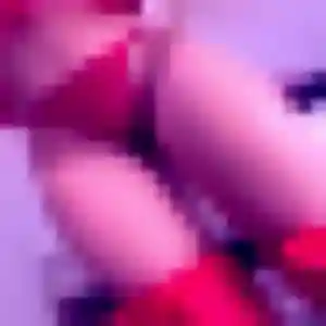 Photo exclusive de Penda, 31 ans à Hanvoile - rencontre coquine