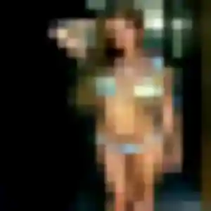Découvre Éva, 28 ans à Hautot-sur-Mer gratuitement