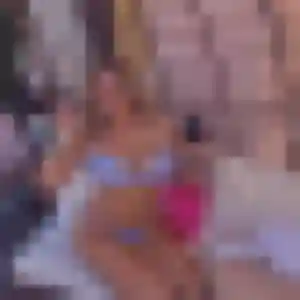 Sexy Héloïse, 25 ans à Hennebont - la contacter