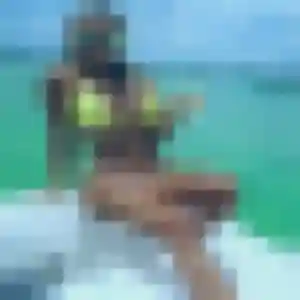 Élise, 28 ans, disponible à Illifaut pour une rencontre coquine