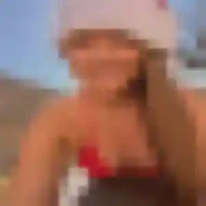 Nogaye, 44 ans, connectée à Isigny-sur-Mer pour une rencontre coquine
