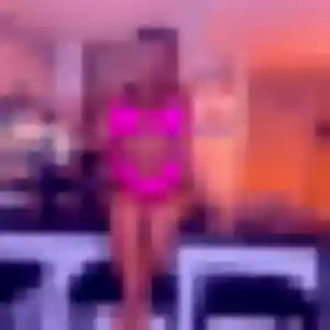 Photo de Henriette à Izier (27 ans) - plan cul discret