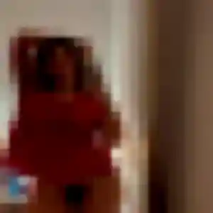 Photo de Gwenaëlle à Jugon-les-Lacs (38 ans) - plan cul gratuit
