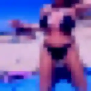 Thaïs, 25 ans, en ligne à La Bâtie-Montgascon pour une rencontre coquine