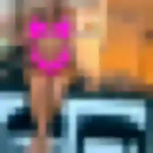 Thaïs, 22 ans, connectée à La Chapelle-de-Surieu pour une rencontre coquine
