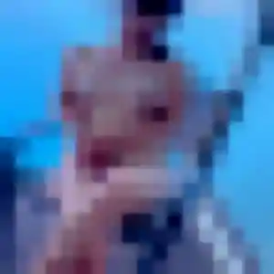 plan cul à La Petite-Raon : photo de Déborah, 22 ans - accès libre
