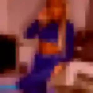 Photo exclusive de Kumba, 28 ans à La Roquebrussanne - plan discret