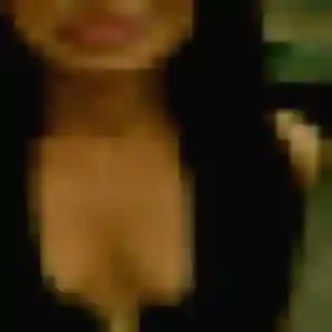 Rejoins Yasmina, 32 ans à La Rouquette gratuitement