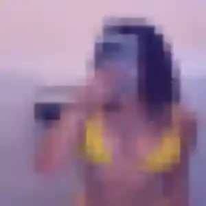 Coralie, fille de 23 ans veut plan cul à La Ville-du-Bois