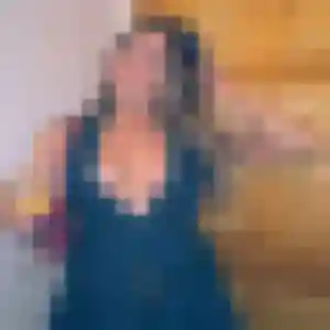 Adjoavi, fille de 23 ans cherche plan cul à Labastide-de-Lévis