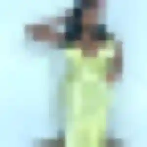 Contacte Malika, 22 ans à Labastide-Rouairoux gratuitement