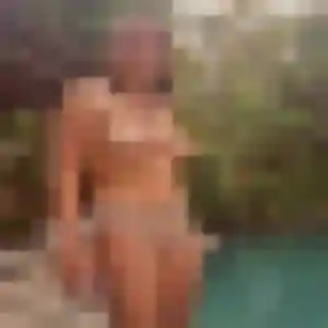 Farida, fille de 26 ans propose plan cul à Lagrave