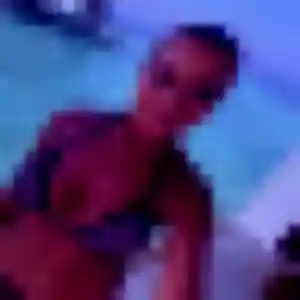 Contacte Rébecca, 35 ans à Lalbenque gratuitement