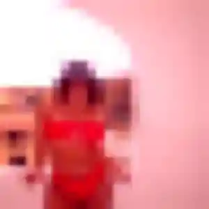 Aissatou (32 ans) à Langon cherche une rencontre maintenant