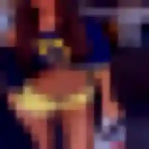 Photo sexy de Yacine, 28 ans à Larmor-Plage - plan discret